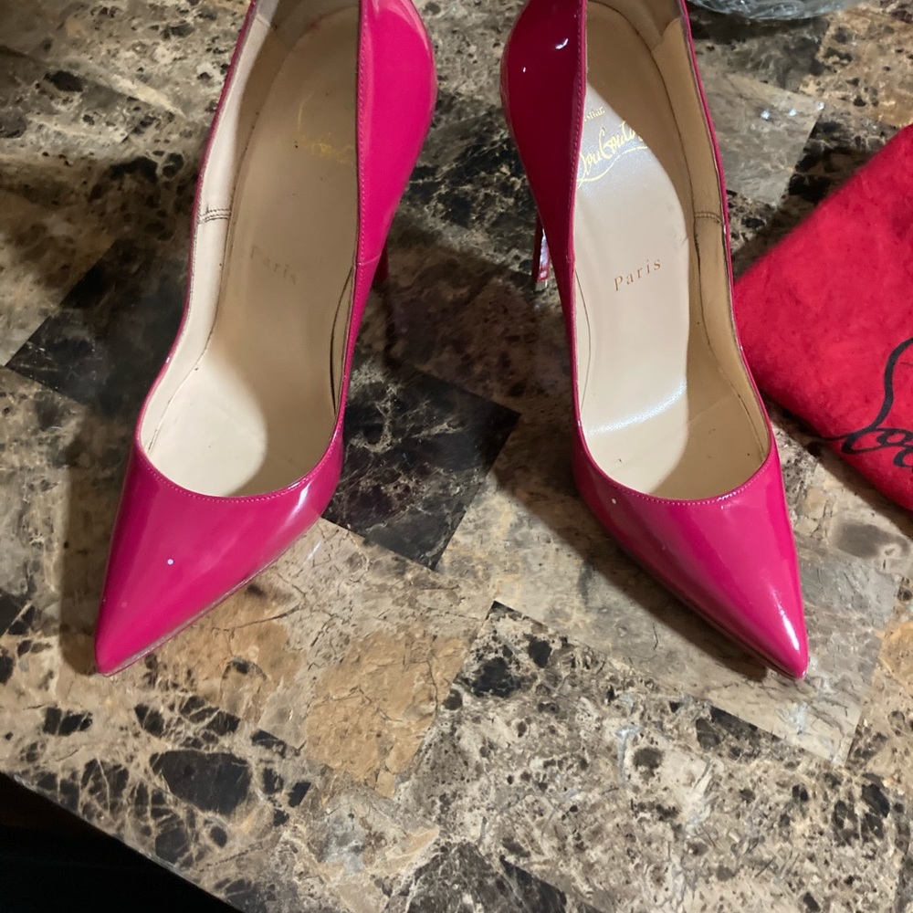 Christian Louboutin Pink Patent Leather Pointed Toe Pumps